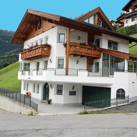 Modern Apartment In Hochgallmigg With Balcony Exterior foto